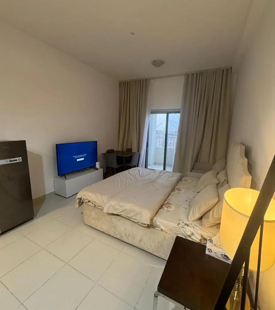 Fam Building Smart Tower Apartment Ajman 0*,